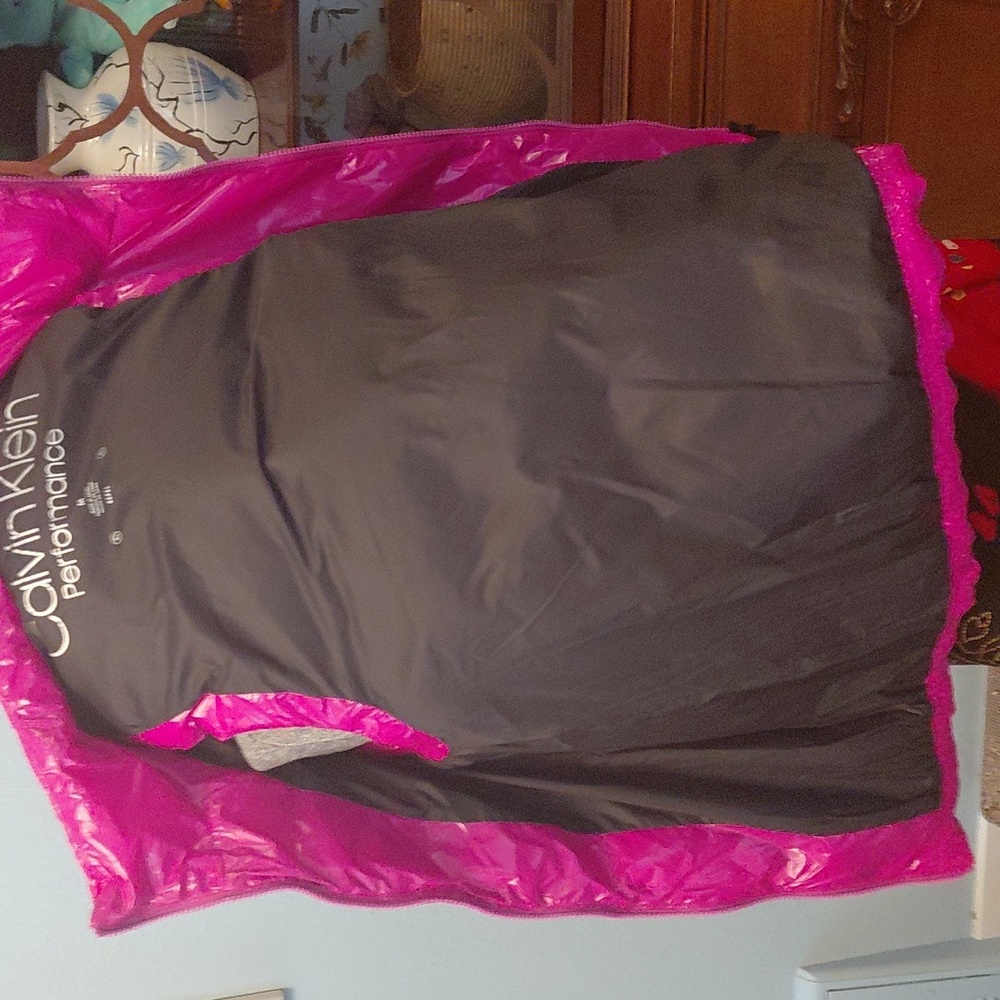 Calvin Klein Performance Fuchsia Hooded Puffer Vest - Picture 7 of 9